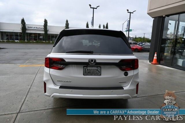 2025 Honda Odyssey Touring / Auto Start / Power & Heated Leather Seats / NAV / Sunroof / Adaptive Cruise Control / Lane Departure & Blind Spot Alert / Apple CarPlay & Android Auto / Back Up Camera / 3rd Row / Seats 8 / 1-Owner Anchorage AK