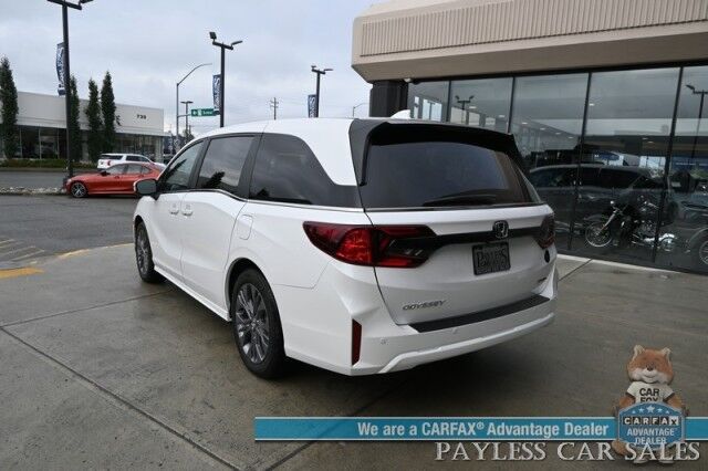 2025 Honda Odyssey Touring / Auto Start / Power & Heated Leather Seats / NAV / Sunroof / Adaptive Cruise Control / Lane Departure & Blind Spot Alert / Apple CarPlay & Android Auto / Back Up Camera / 3rd Row / Seats 8 / 1-Owner Anchorage AK