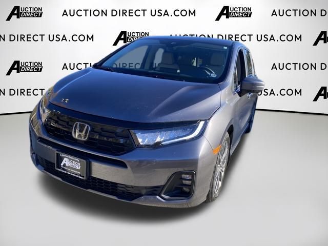 2025 Honda Odyssey Touring photo 3