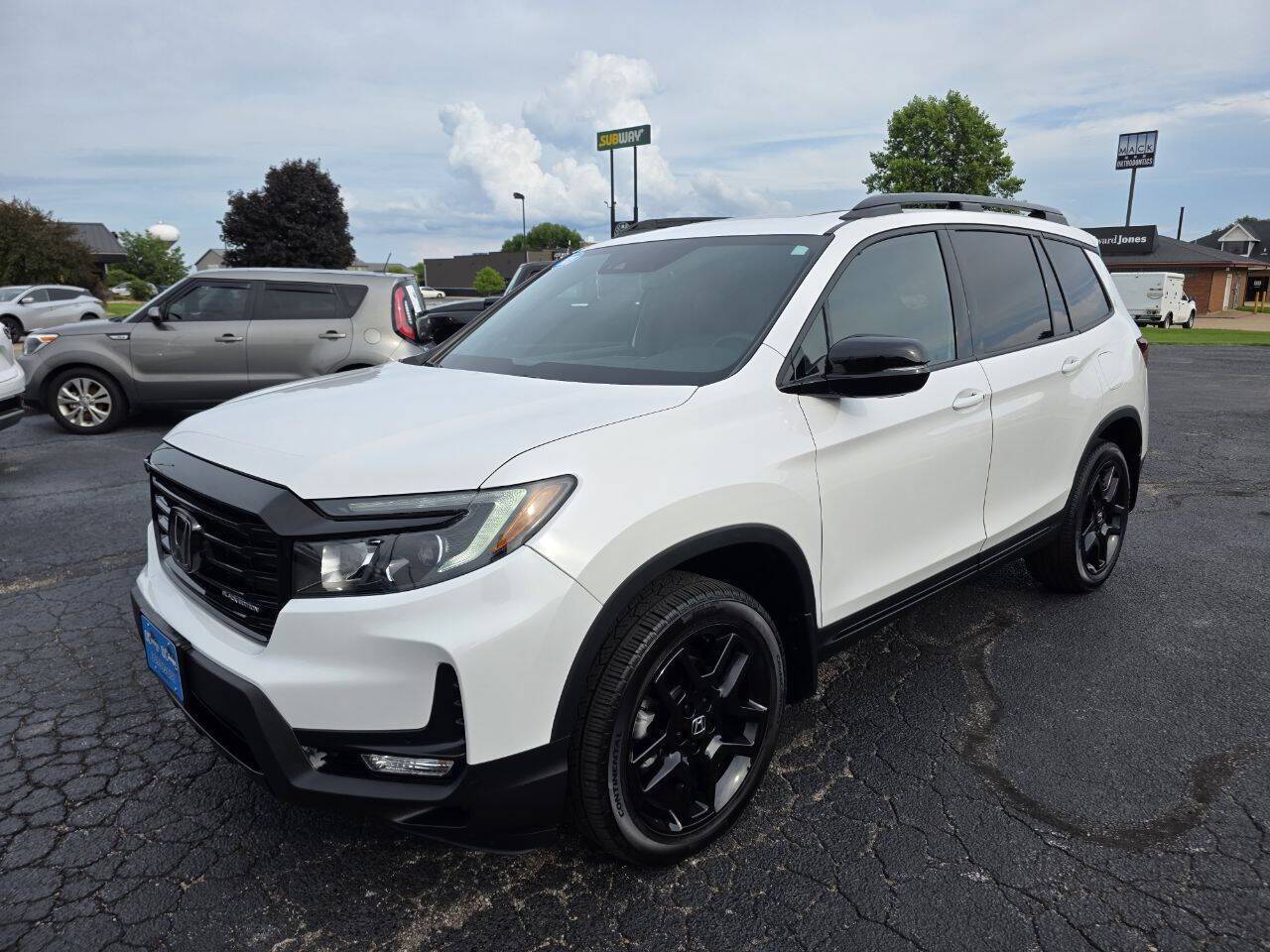 2025 Honda Passport Black Edition AWD 4dr SUV Eldridge IA