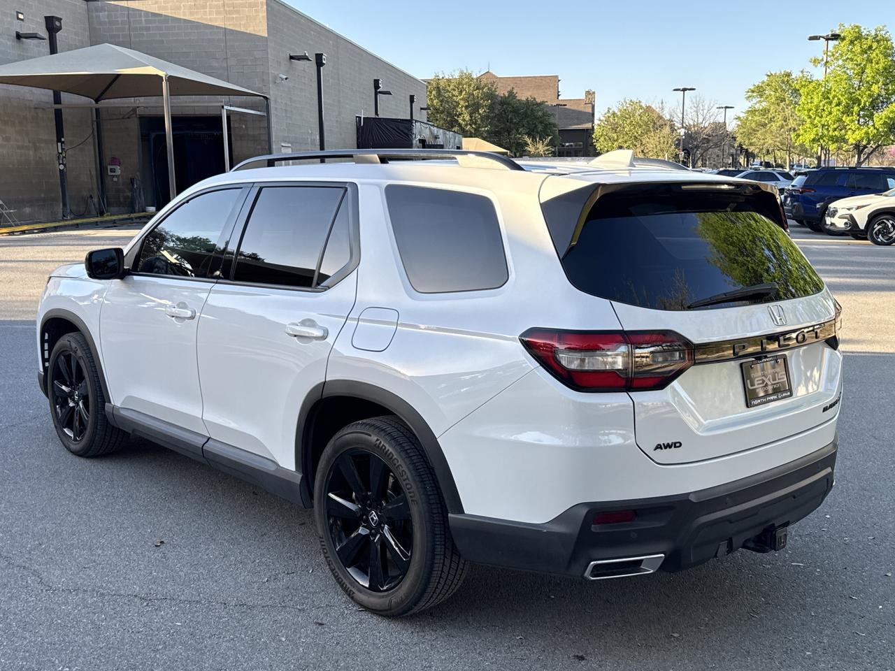 2025 Honda Pilot Black Edition