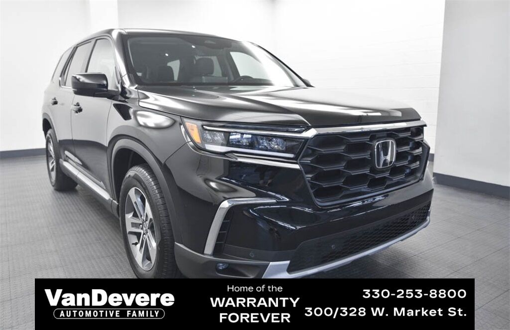 Used 2025 Honda Pilot EX-L AWD