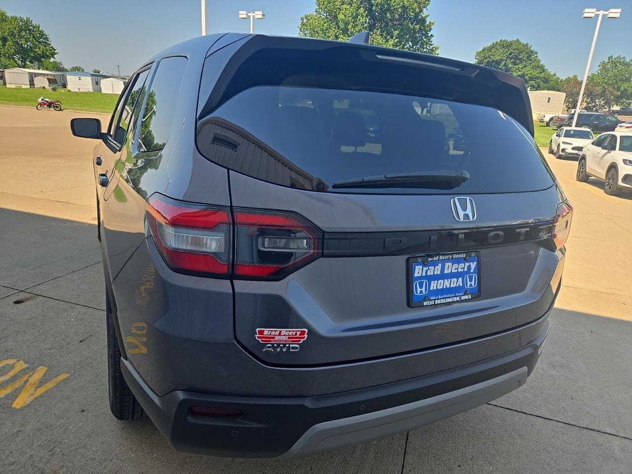 2025 Honda Pilot EX-L West Burlington IA