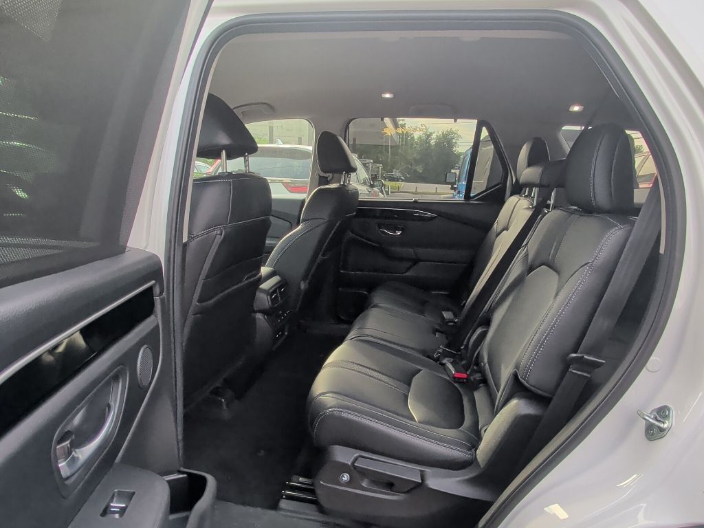 2025 Honda Pilot EX-L Worcester MA
