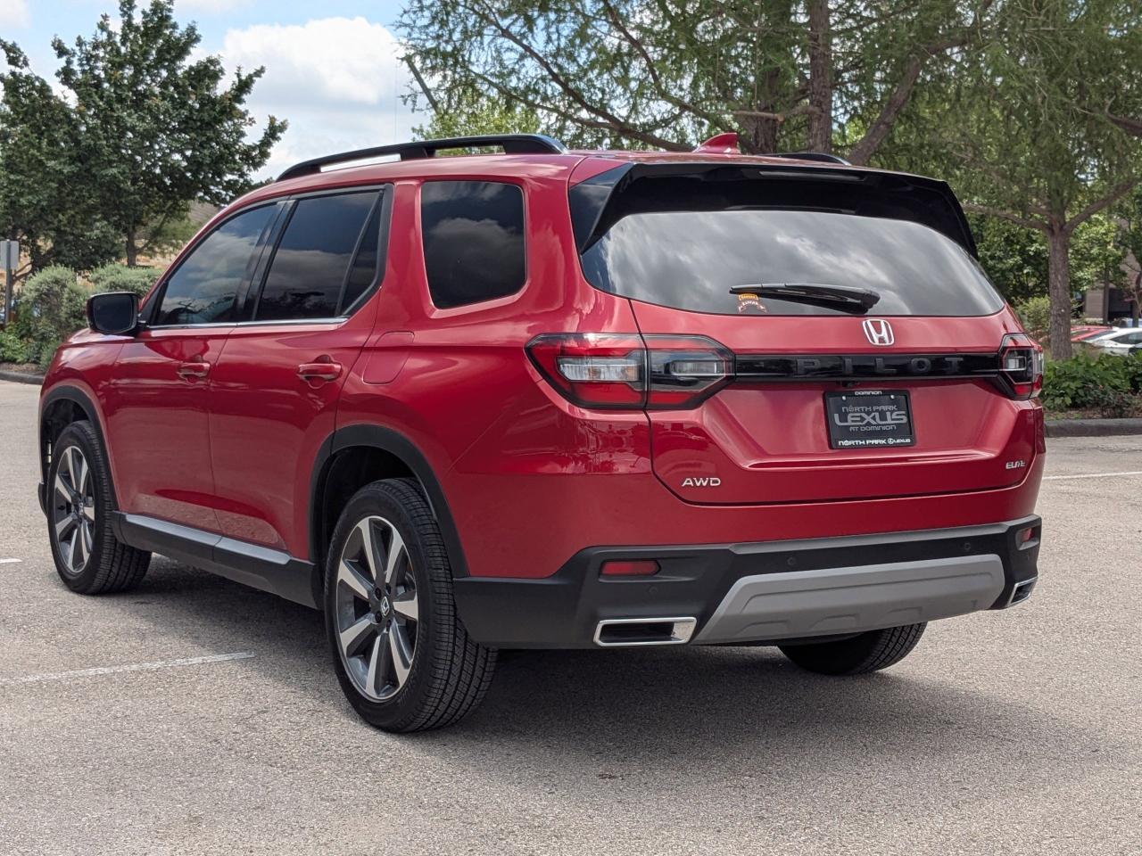 2025 Honda Pilot Elite