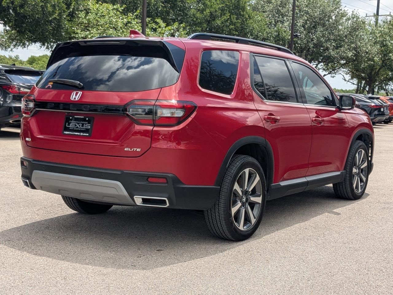 2025 Honda Pilot Elite
