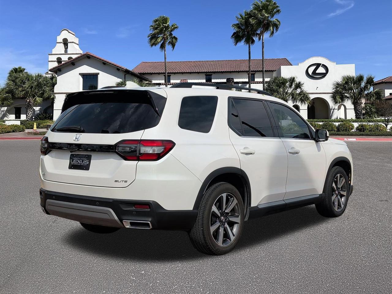 2025 Honda Pilot Elite