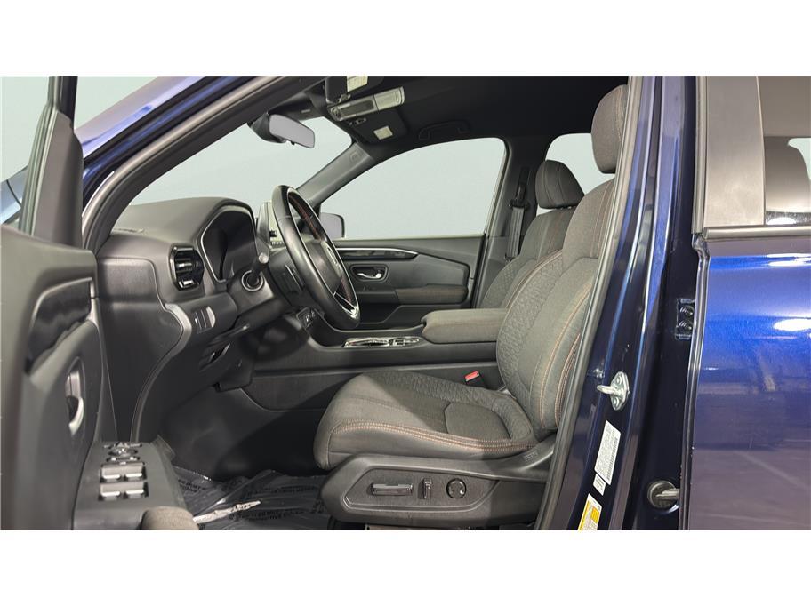 2025 Honda Pilot Sport SUV 4D Folsom CA