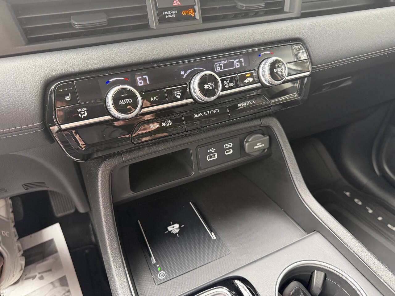2025 Honda Pilot Touring AWD 4dr SUV Eldridge IA
