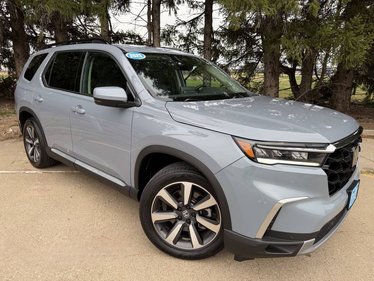 2025 Honda Pilot Touring AWD 4dr SUV Eldridge IA