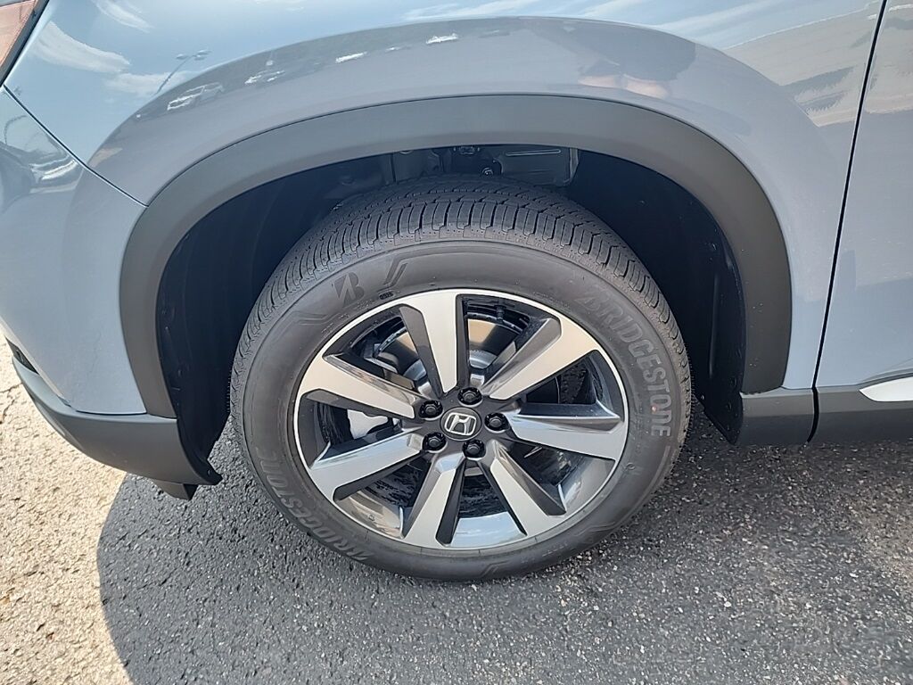 2025 Honda Pilot Touring Duluth MN