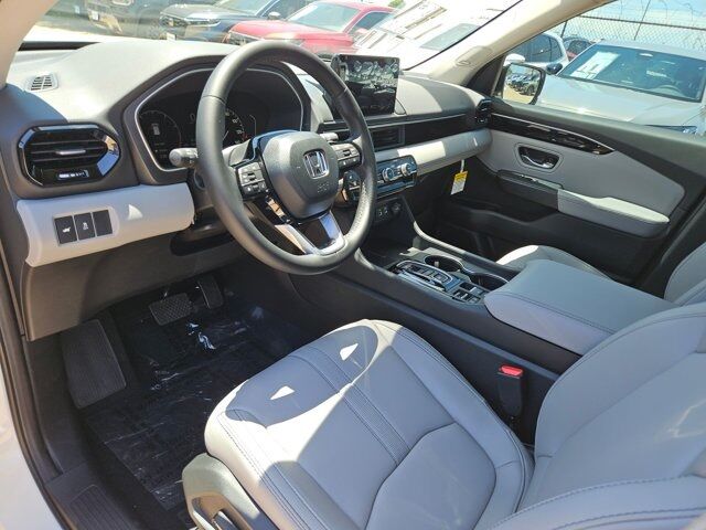 2025 Honda Pilot Touring Dallas TX