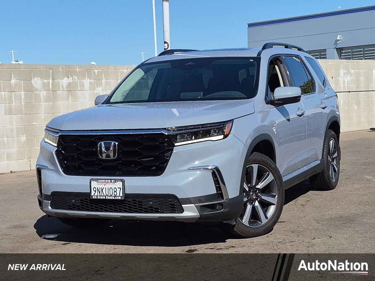 2025 Honda Pilot Touring
