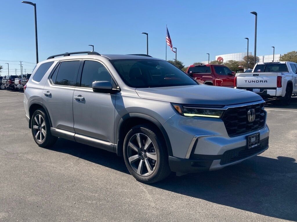 2025 Honda Pilot Touring