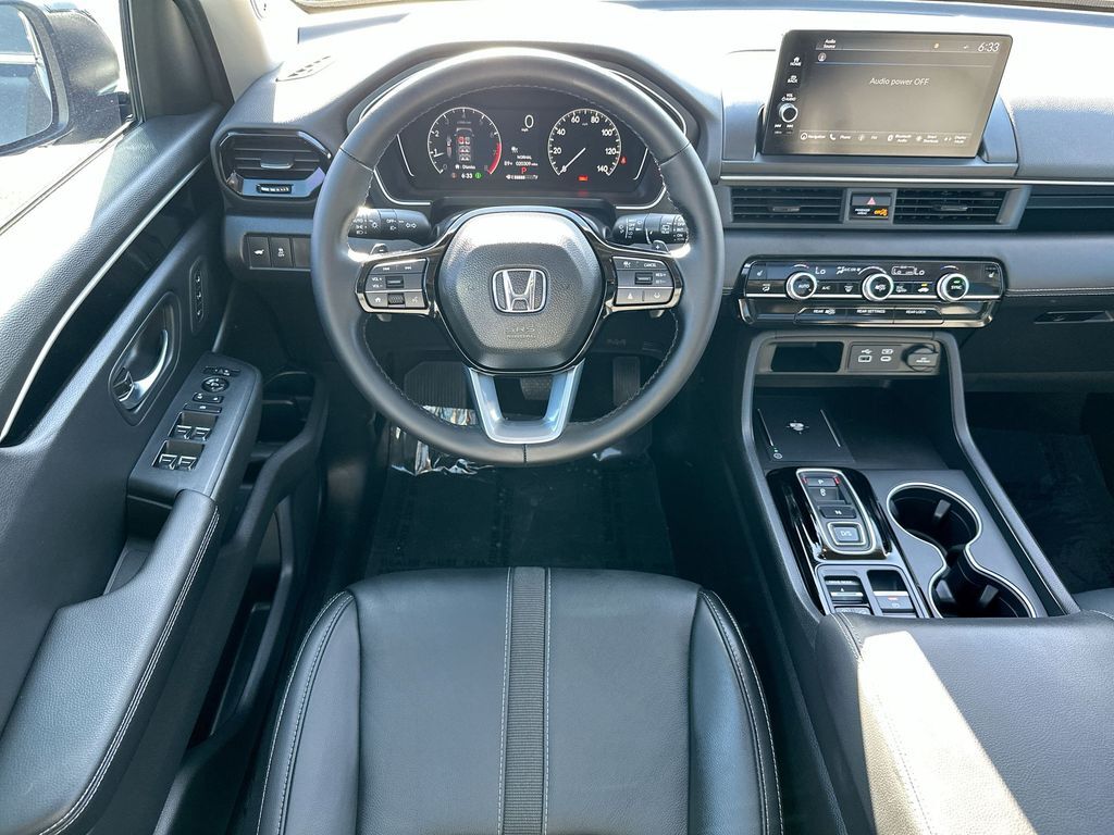 2025 Honda Pilot Touring Tucson AZ