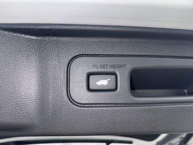 2025 Honda Pilot Touring West Burlington IA
