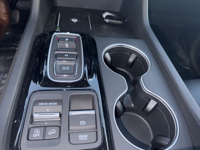 2025 Honda Pilot Touring West Burlington IA