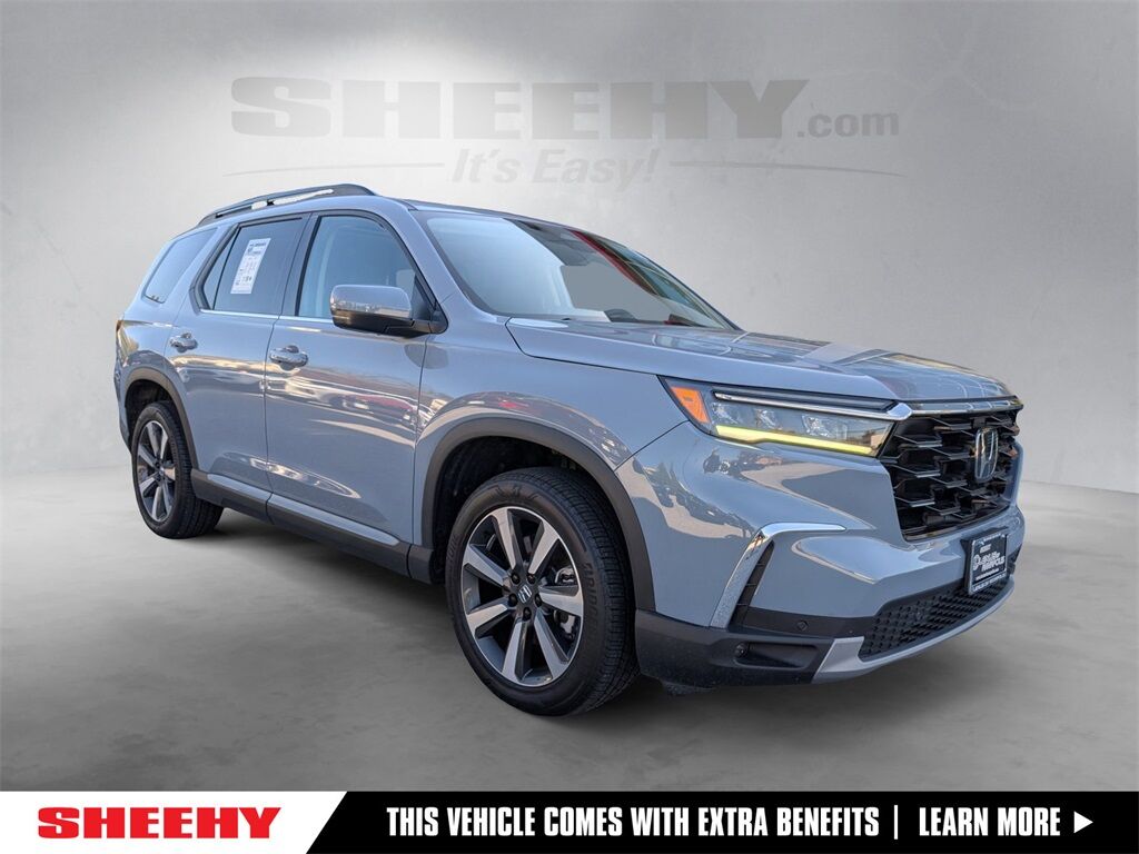 2025 Honda Pilot Touring