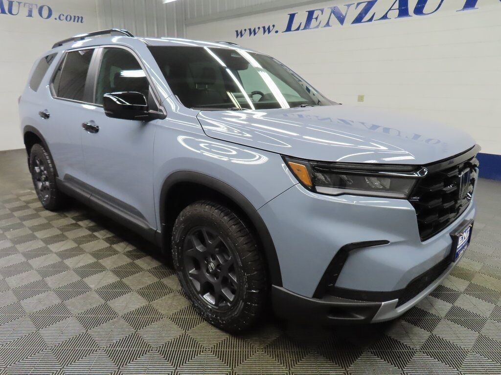 2025 Honda Pilot TrailSport AWD