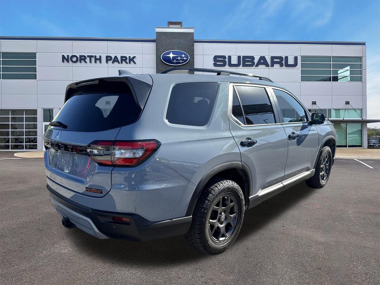 2025 Honda Pilot TrailSport