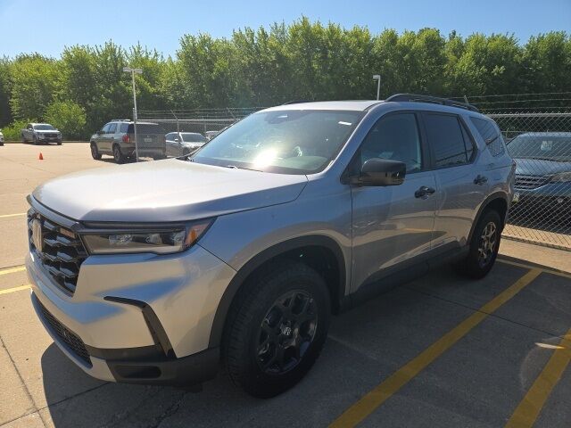 2025 Honda Pilot TrailSport West Burlington IA
