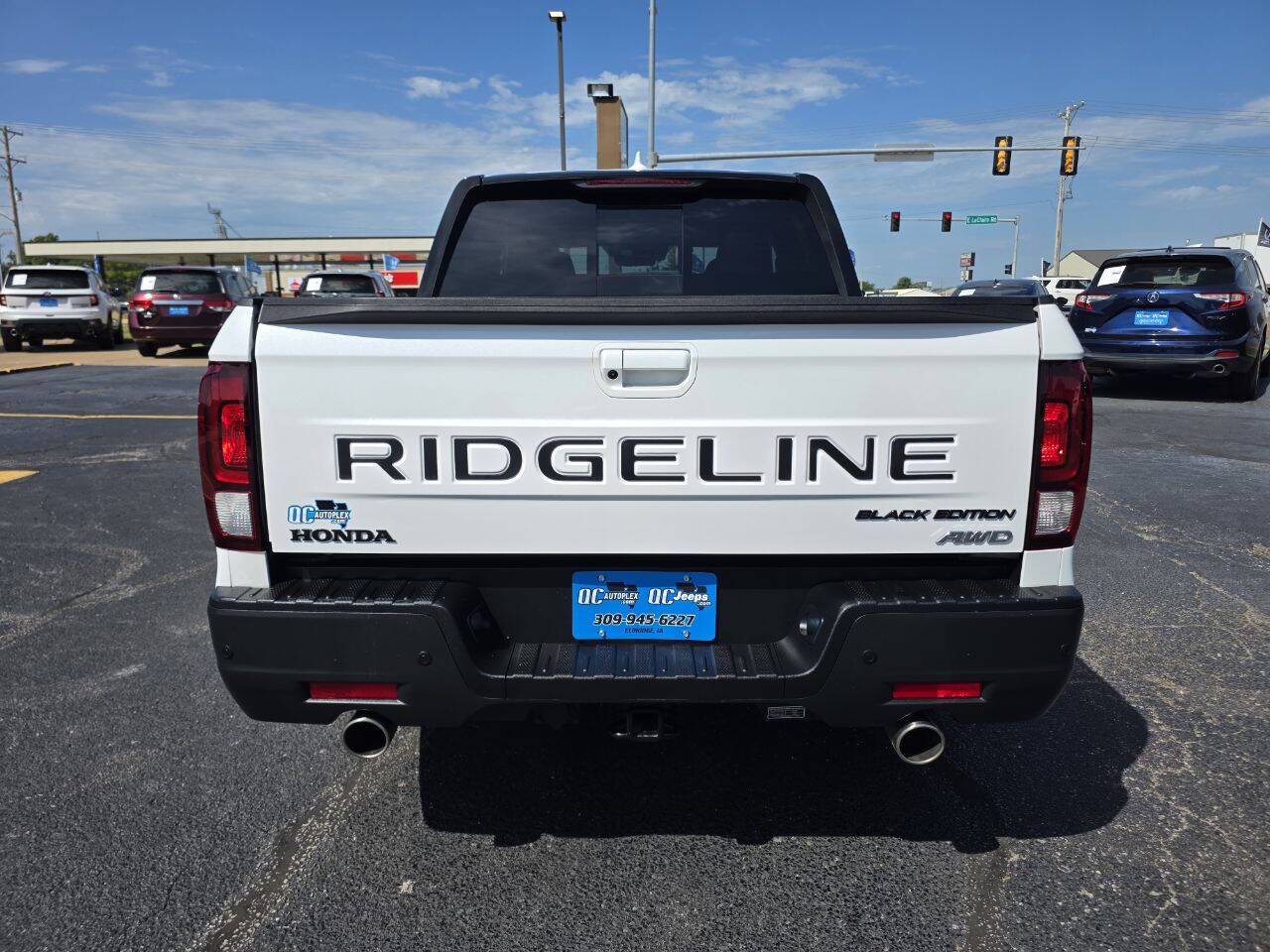 2025 Honda Ridgeline Black Edition AWD 4dr Crew Cab 5.3 ft. SB Eldridge IA
