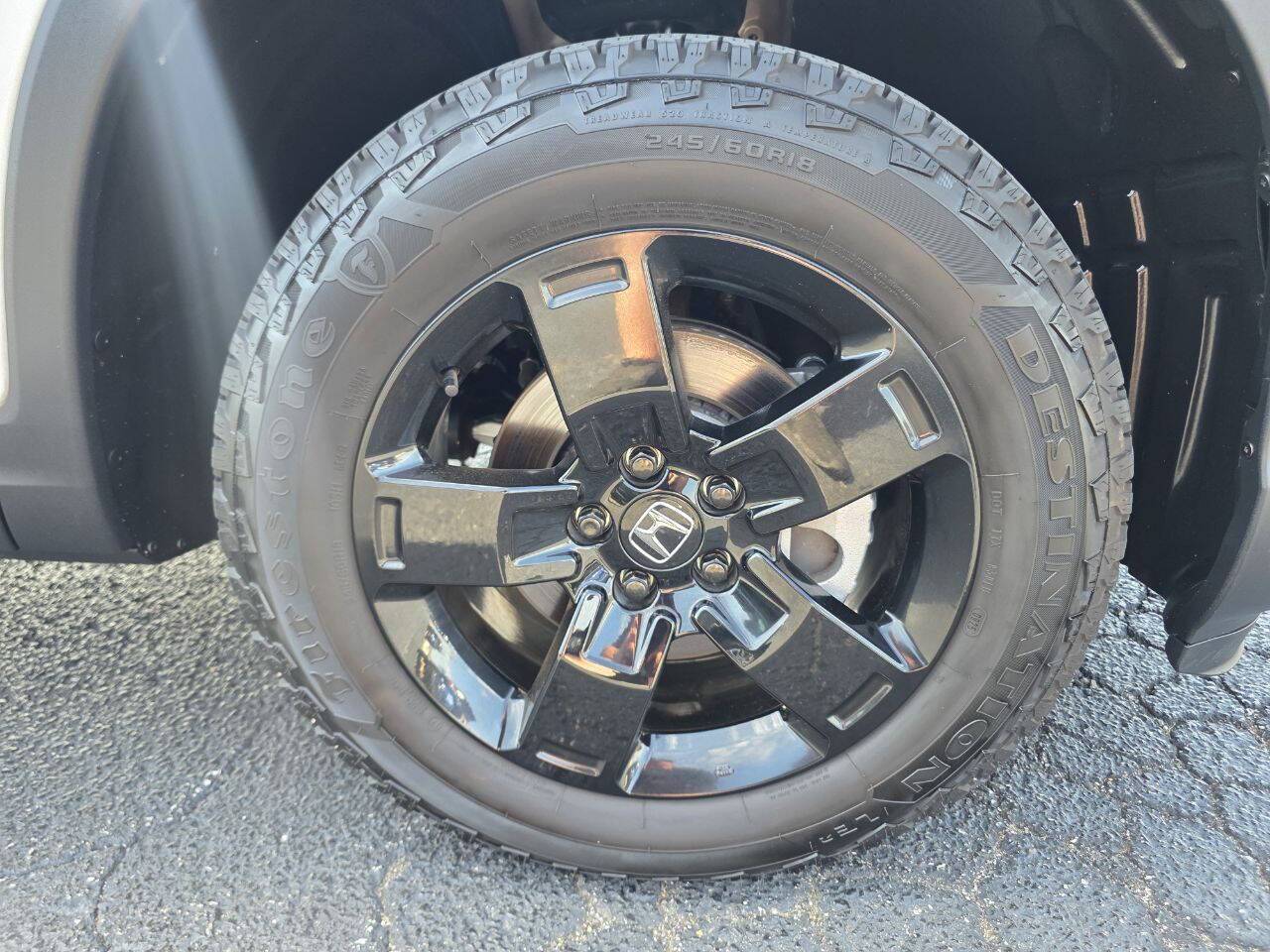 2025 Honda Ridgeline Black Edition AWD 4dr Crew Cab 5.3 ft. SB Eldridge IA
