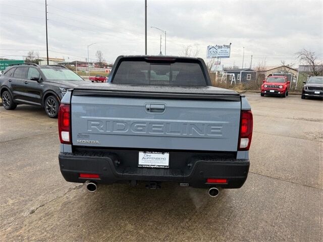 2025 Honda Ridgeline Black Edition