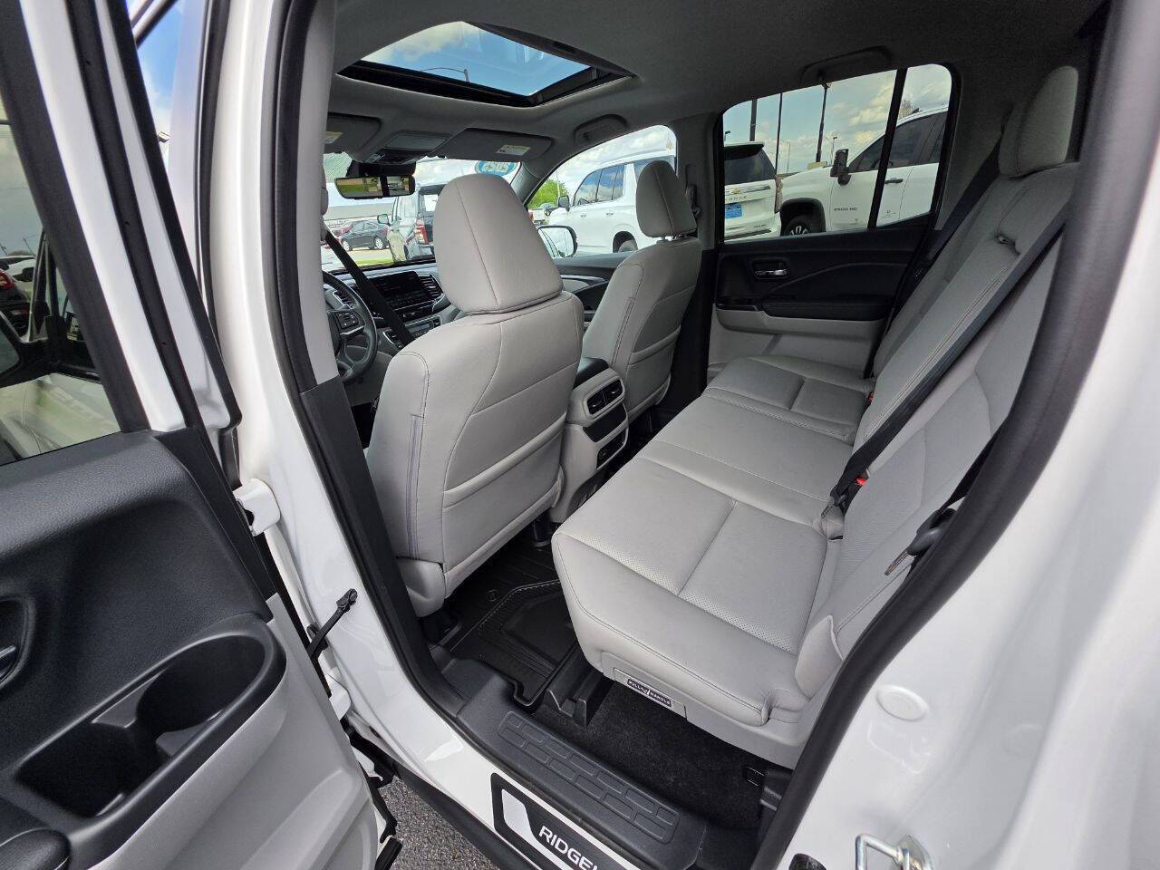 2025 Honda Ridgeline RTL AWD 4dr Crew Cab 5.3 ft. SB Eldridge IA