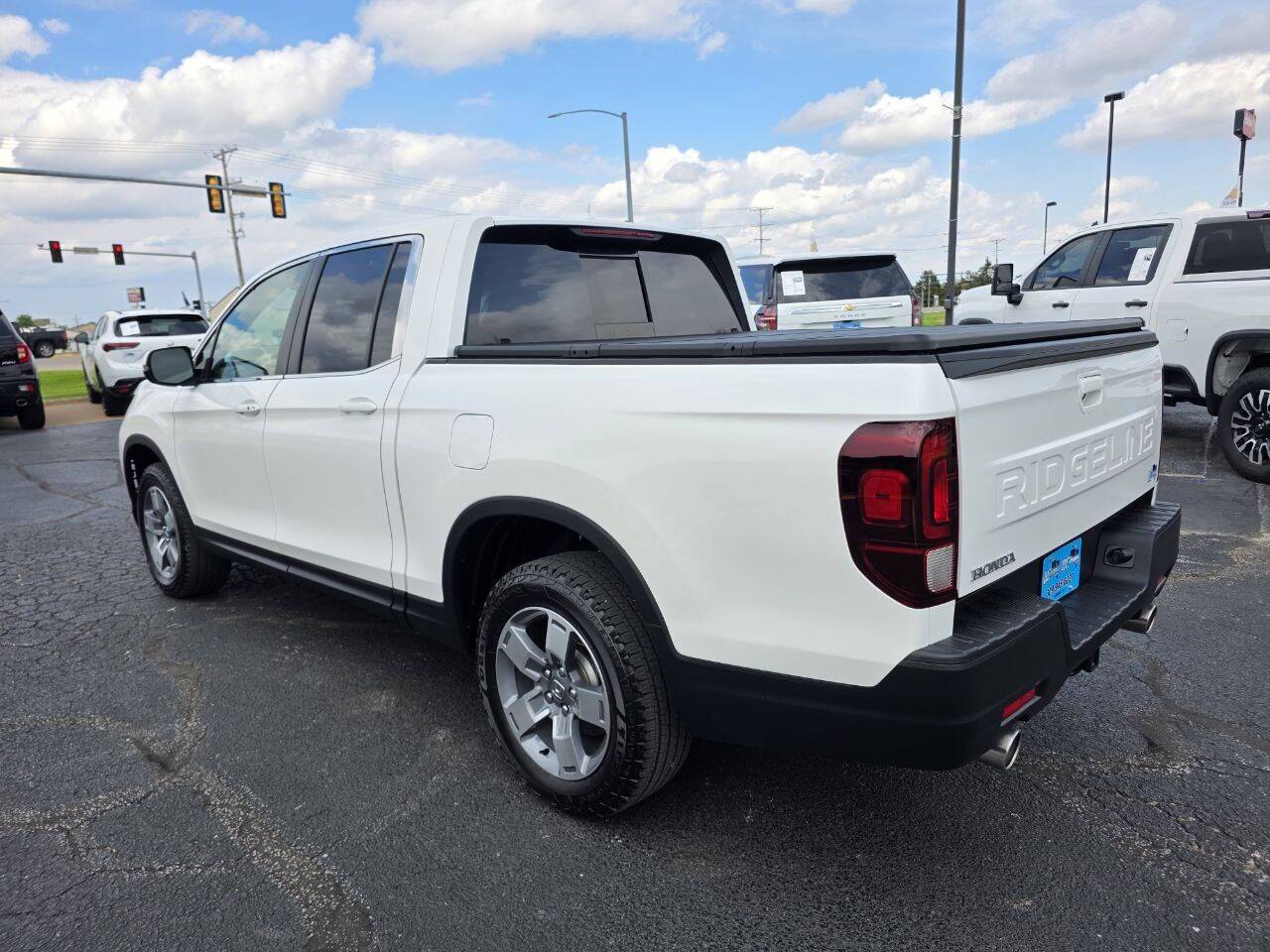 2025 Honda Ridgeline RTL AWD 4dr Crew Cab 5.3 ft. SB Eldridge IA