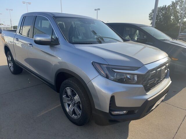 2025 Honda Ridgeline RTL photo 3