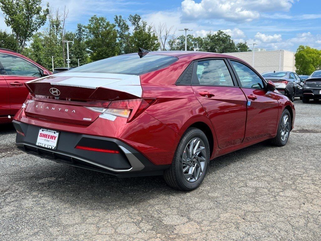 2025 Hyundai ELANTRA HYBRID Blue Chantilly VA