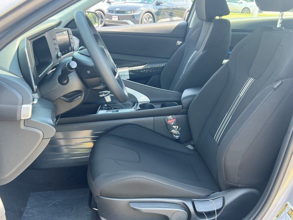 2025 Hyundai ELANTRA HYBRID Blue Chantilly VA