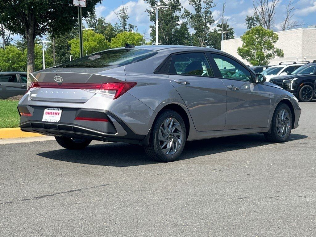 2025 Hyundai ELANTRA HYBRID Blue Chantilly VA