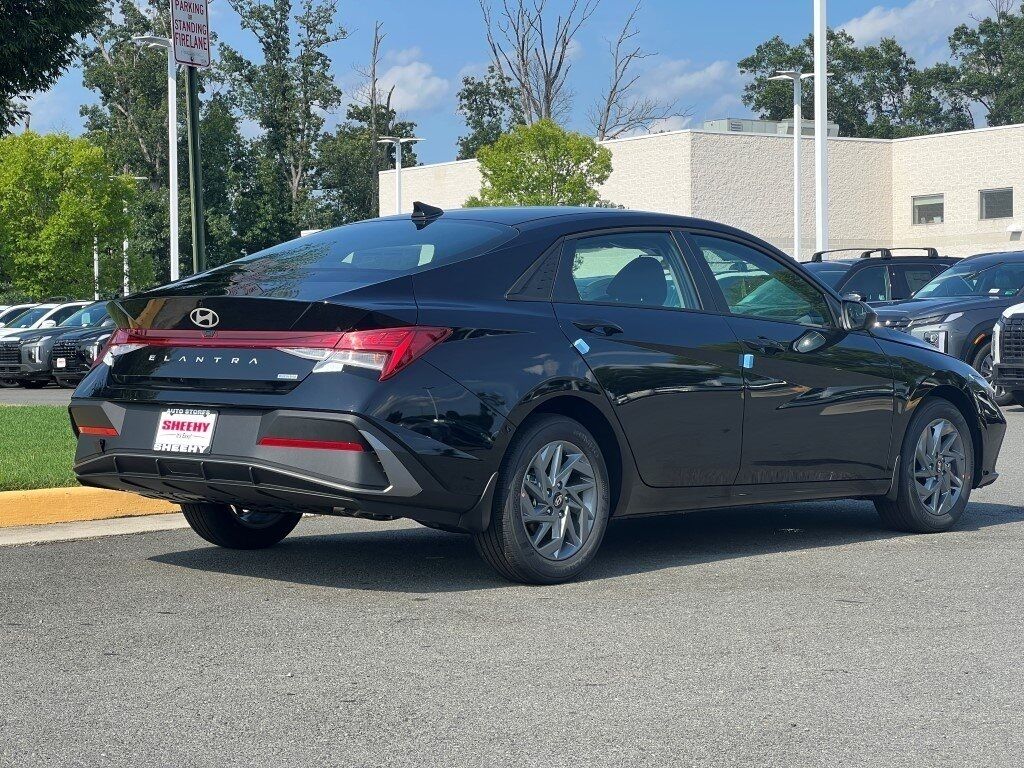 2025 Hyundai ELANTRA HYBRID Blue Chantilly VA