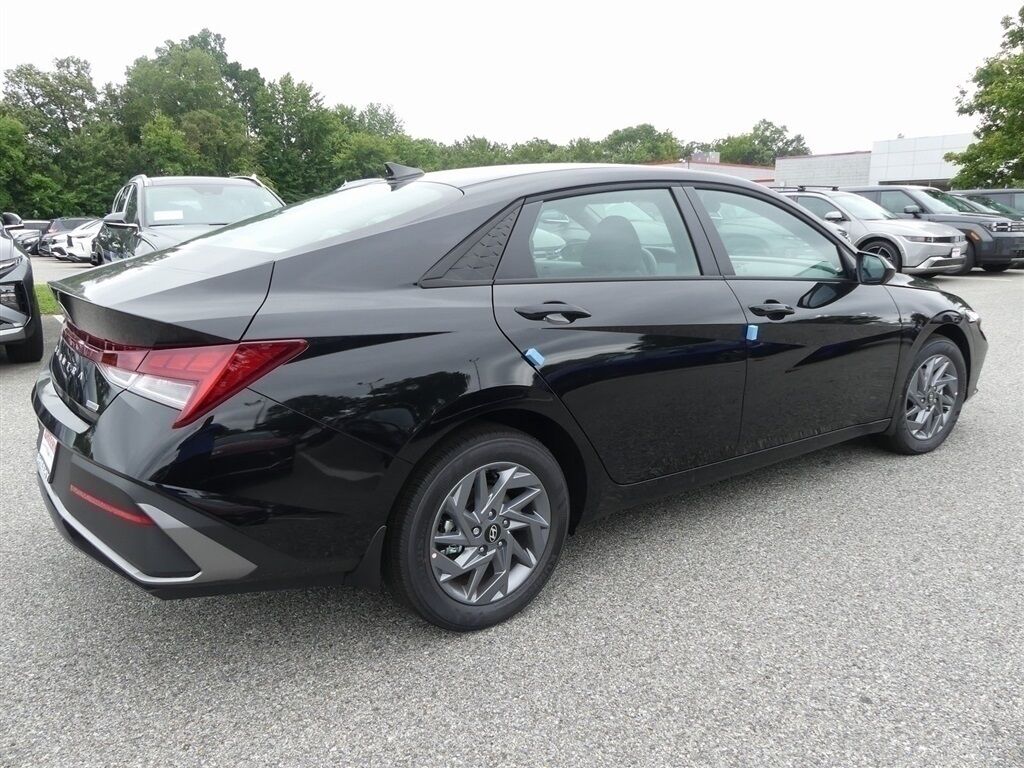 2025 Hyundai ELANTRA HYBRID Blue Waldorf MD
