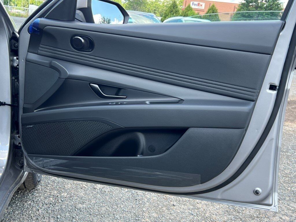 2025 Hyundai ELANTRA HYBRID Limited Chantilly VA