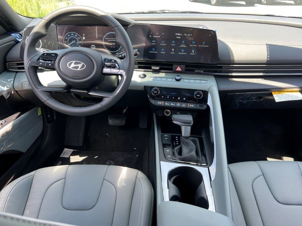 2025 Hyundai ELANTRA HYBRID Limited Chantilly VA