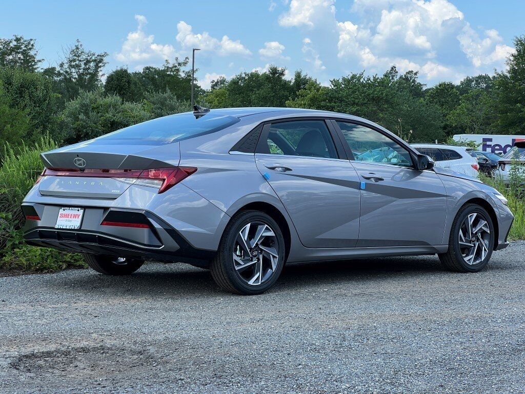 2025 Hyundai ELANTRA HYBRID Limited Chantilly VA