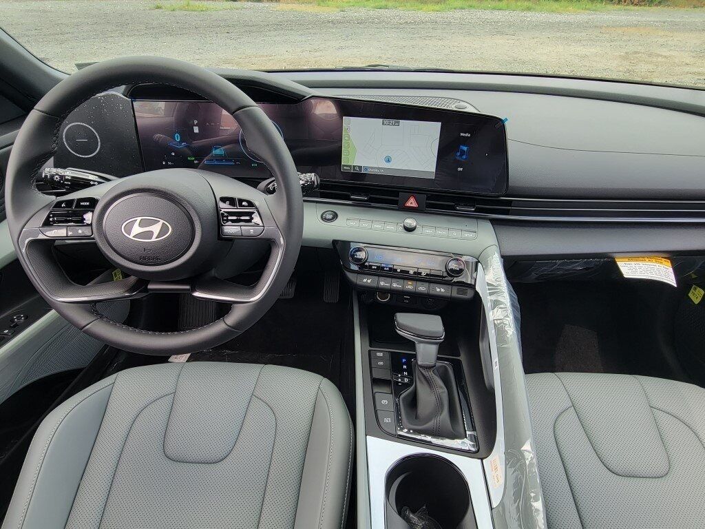 2025 Hyundai ELANTRA HYBRID Limited Chantilly VA