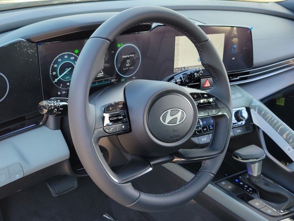 2025 Hyundai ELANTRA HYBRID Limited Chantilly VA
