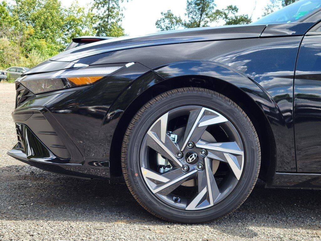 2025 Hyundai ELANTRA HYBRID Limited Chantilly VA