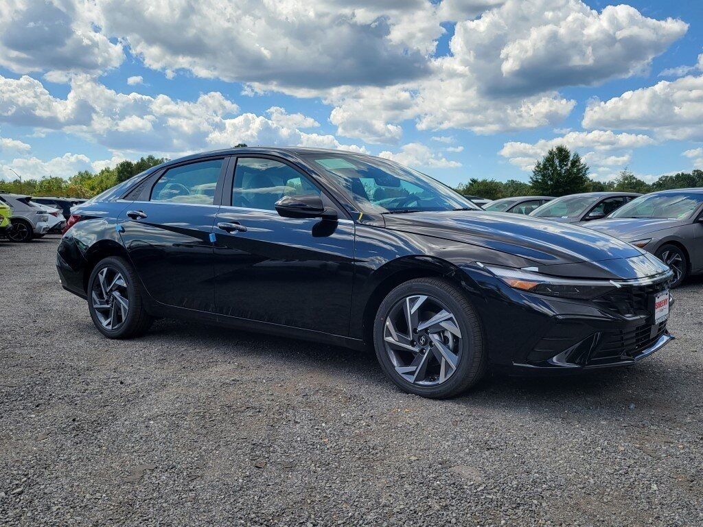 2025 Hyundai ELANTRA HYBRID Limited Chantilly VA
