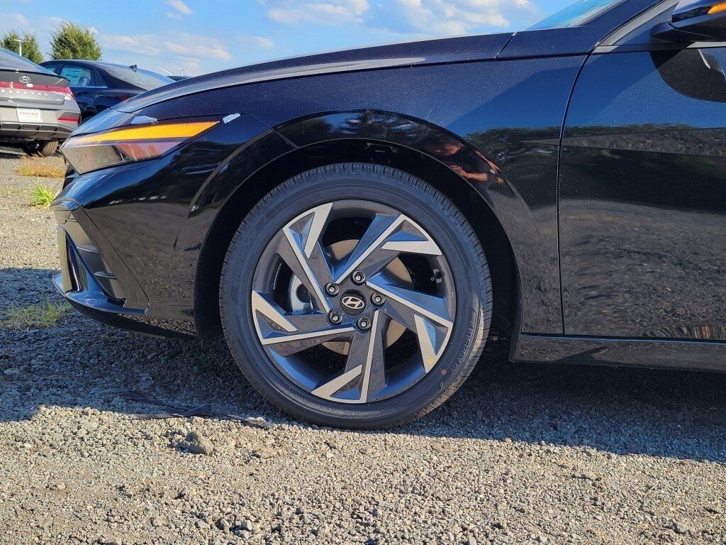 2025 Hyundai ELANTRA HYBRID Limited Chantilly VA