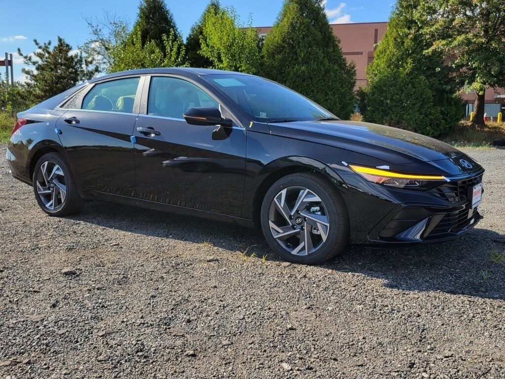 2025 Hyundai ELANTRA HYBRID Limited Chantilly VA