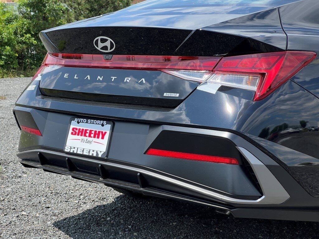 2025 Hyundai ELANTRA HYBRID Limited Chantilly VA