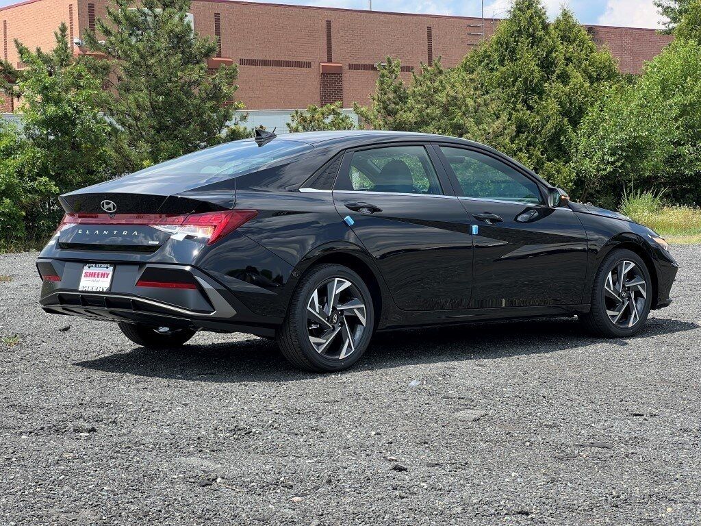 2025 Hyundai ELANTRA HYBRID Limited Chantilly VA