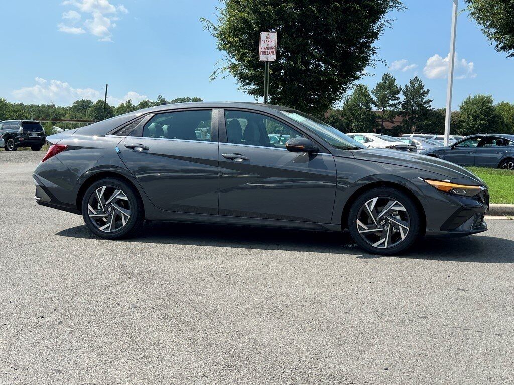 2025 Hyundai ELANTRA HYBRID Limited Chantilly VA