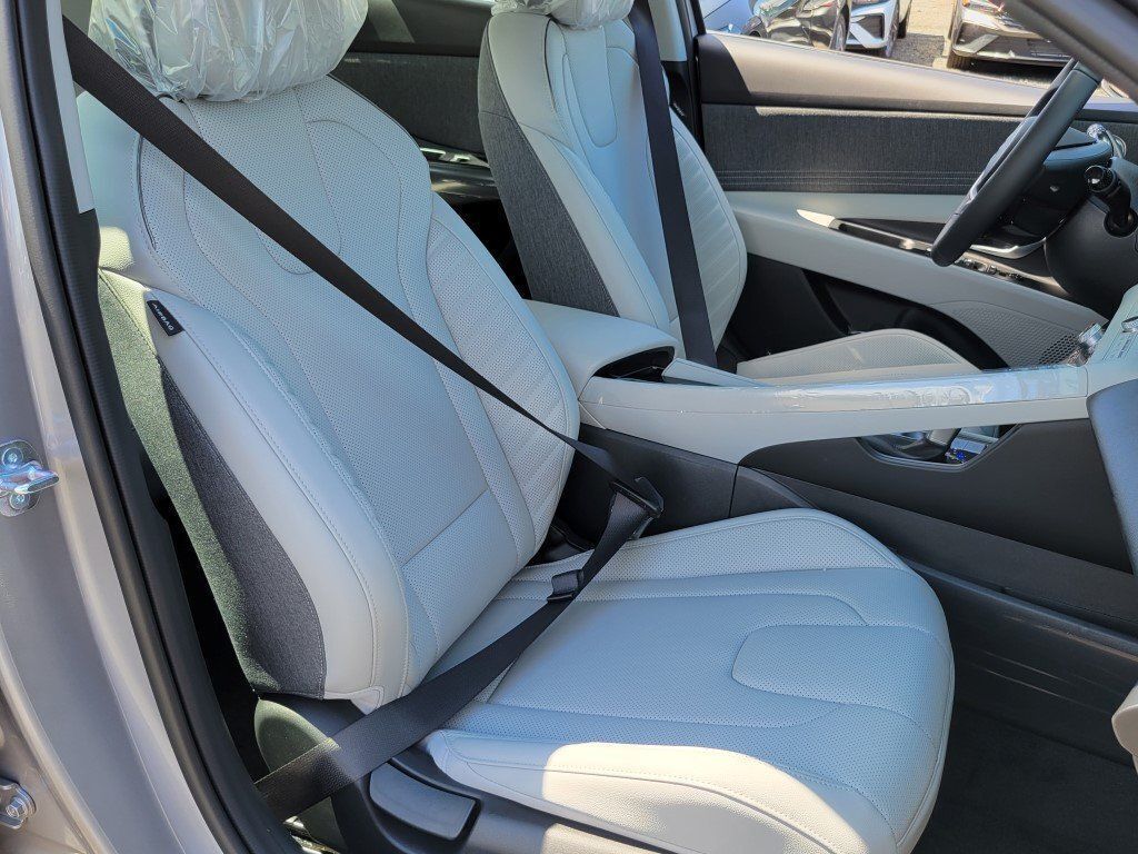 2025 Hyundai ELANTRA HYBRID Limited Chantilly VA