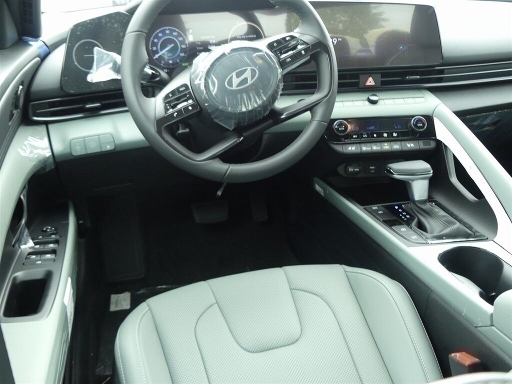 2025 Hyundai ELANTRA HYBRID Limited Waldorf MD